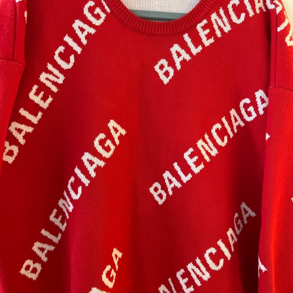 Red  and white oversized balenciaga  sweater authentic size M - Picture 6 of 9